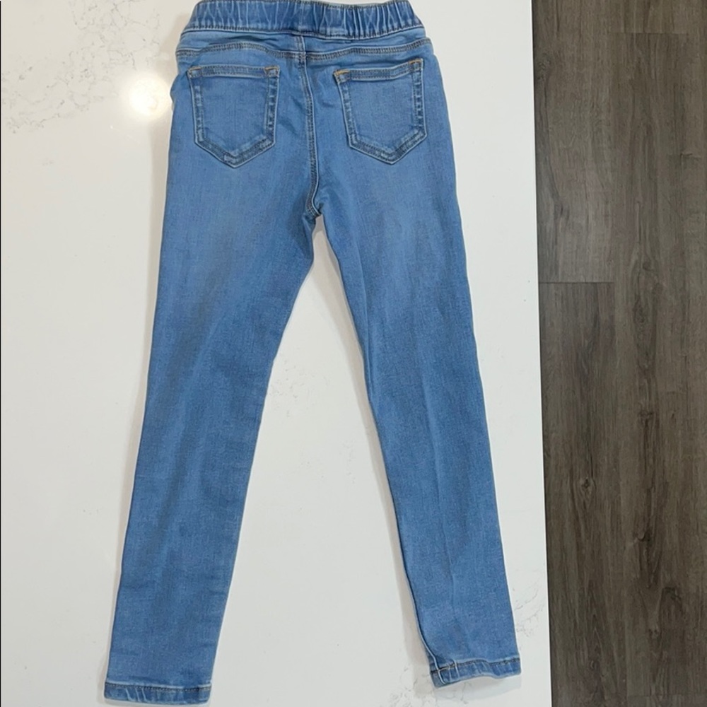Denim - Picture 3 of 4